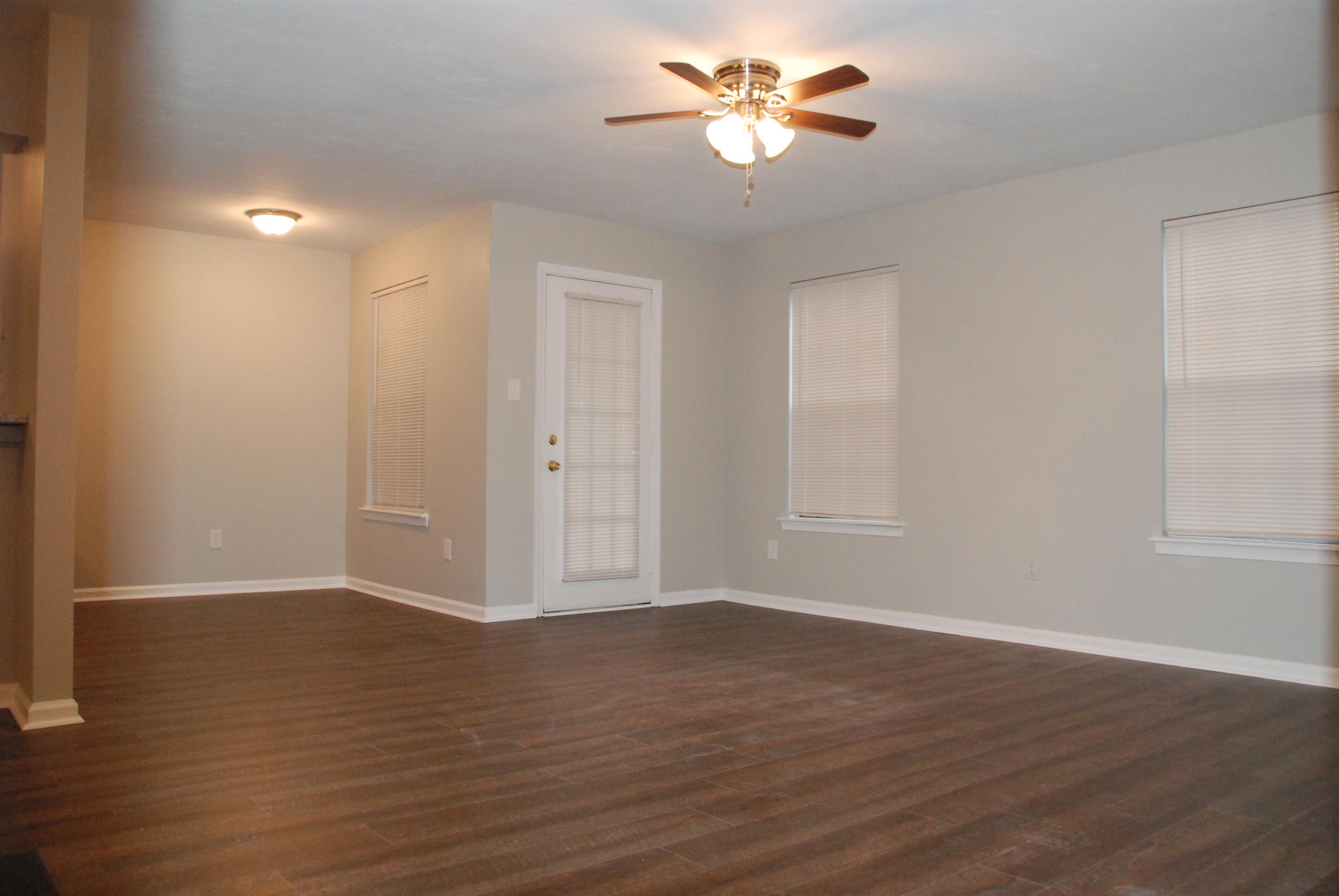 1311 Tait Close - 802