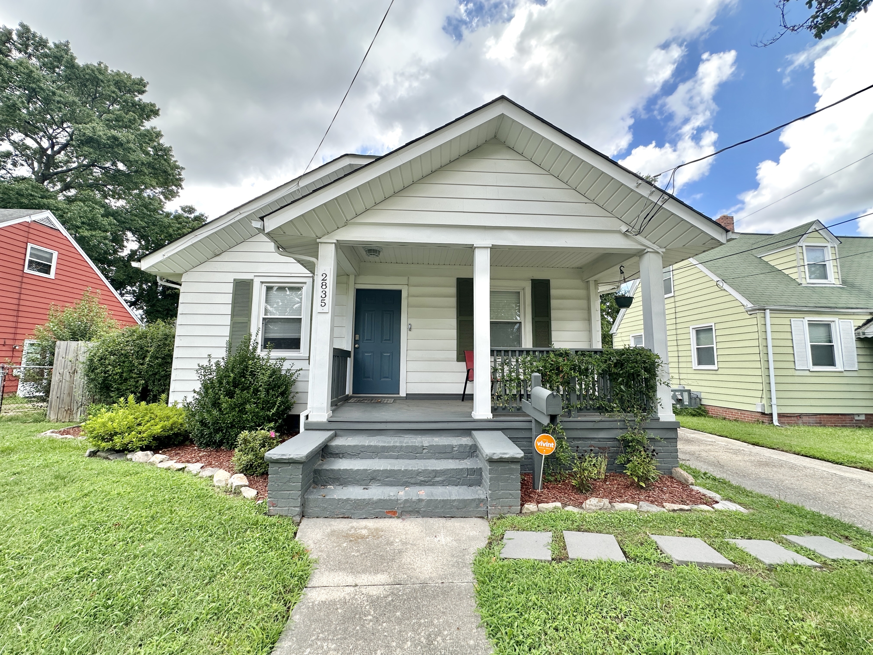 Property main image